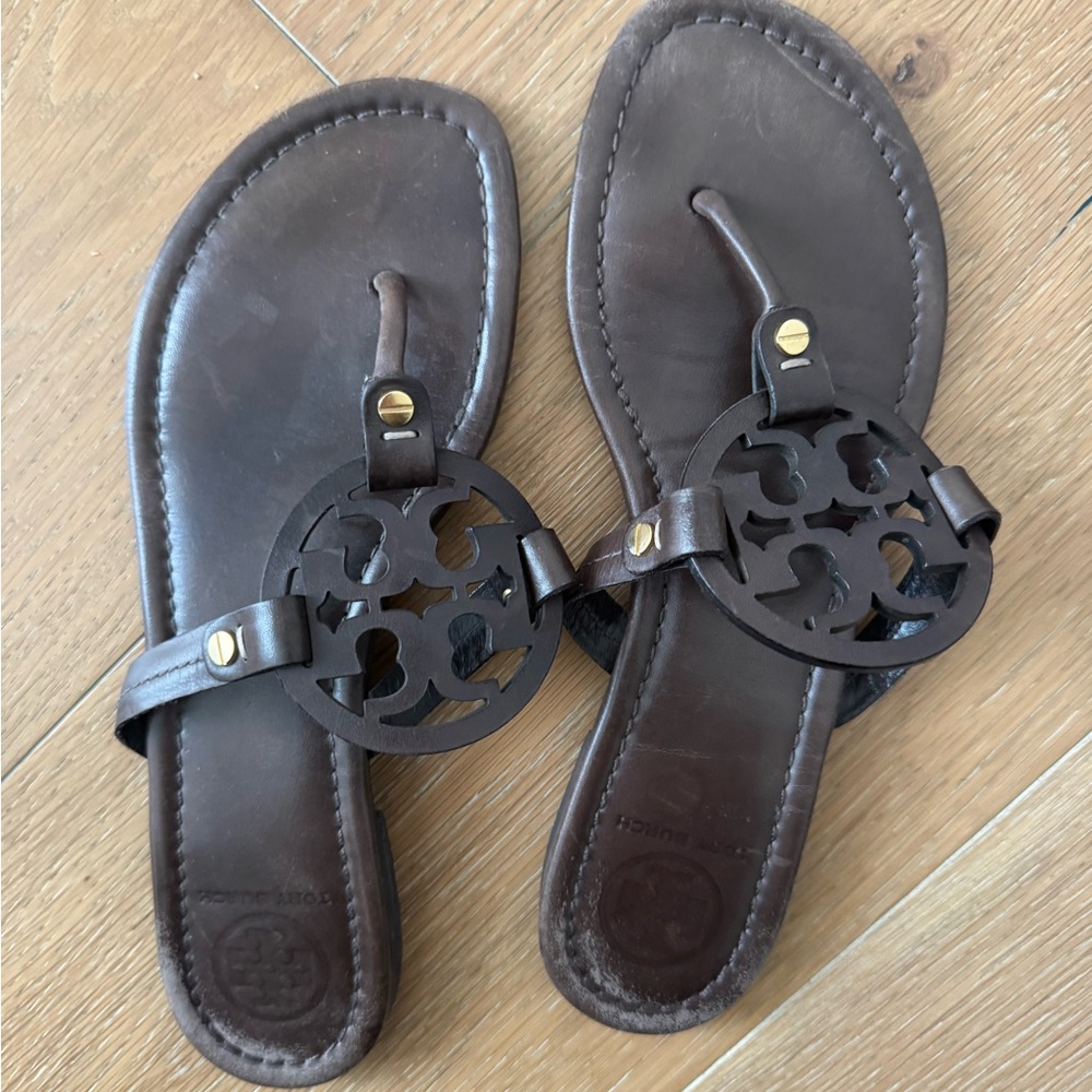 Brown Leather Sandals with Cutout Design